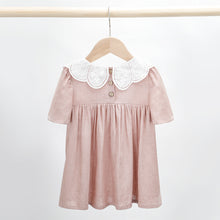 Load image into Gallery viewer, Little Girls Vintage Dress with Collar Lace Trim Toddlers Cotton Sateen Dress with Collar Children Fashion Loose Short-sleeved Casual Skirt Cotton and Linen Flower Spring Summer Casual Dress Lace Baby Girl Dress